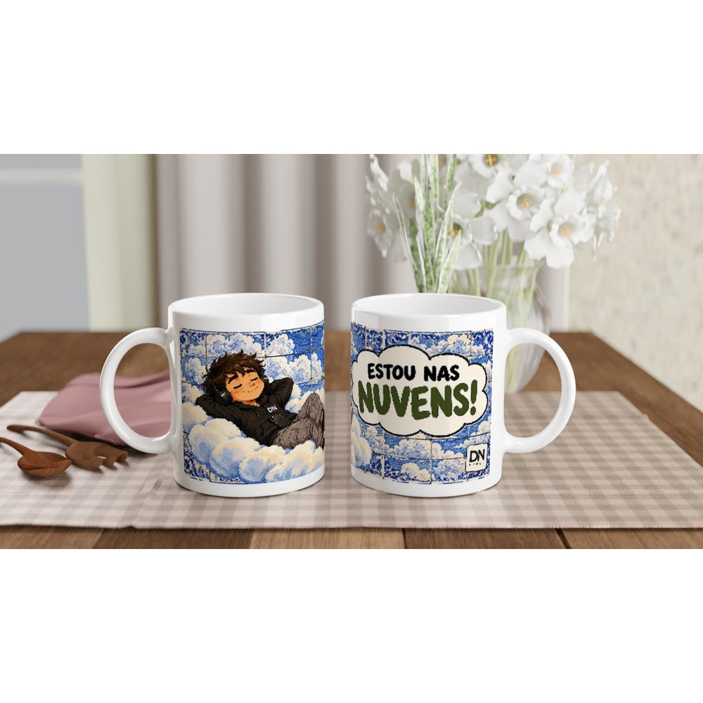 Caneca “Estou nas Nuvens!” com azulejos e o Mais Velho, DN Humor, vista 7