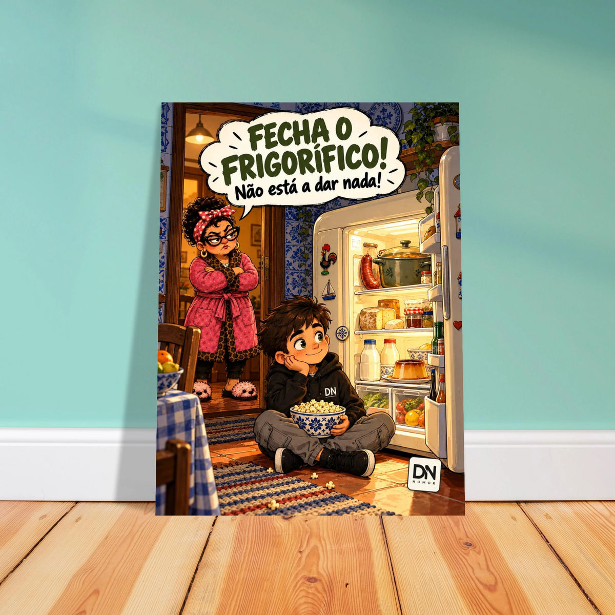 Poster “Fecha o Frigorífico! Não Está a Dar Nada!” com a Dona Nica e o Mais Velho, DN Humor, vista 4