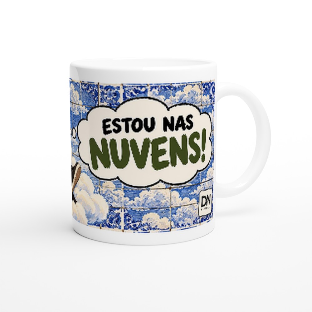 Caneca “Estou nas Nuvens!” com azulejos e o Mais Velho, DN Humor, vista 5